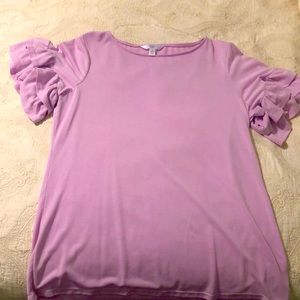 Small lilac ruffle sleeve top